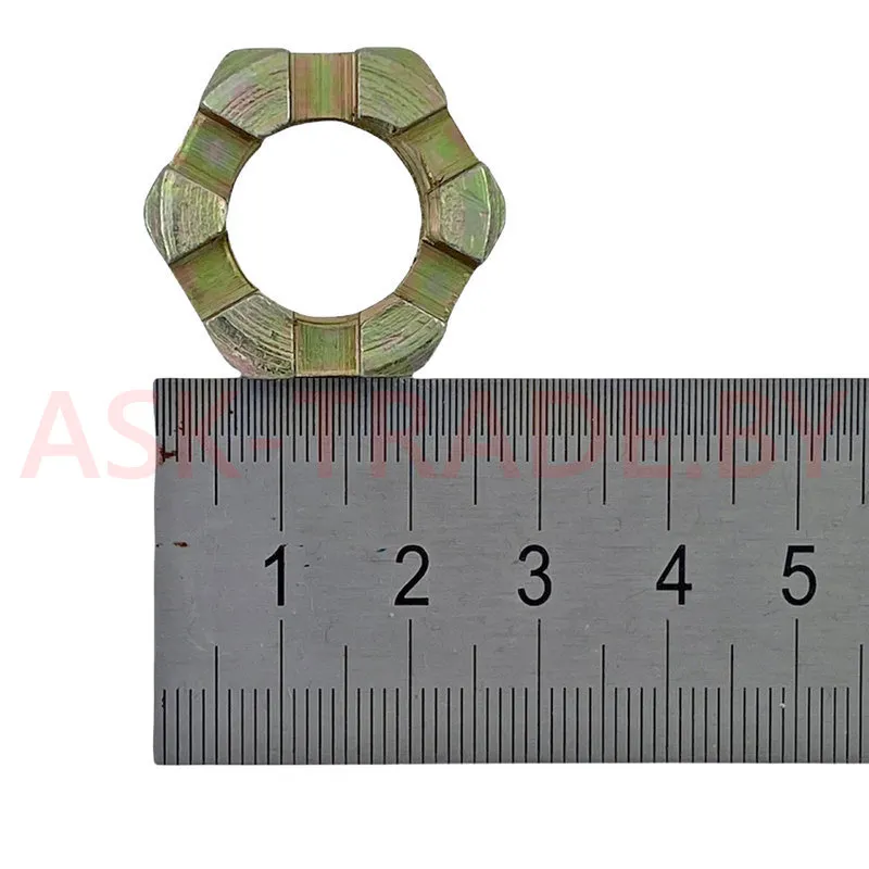 Гайка М16х1,5 оси стабилизатора кабины 250979