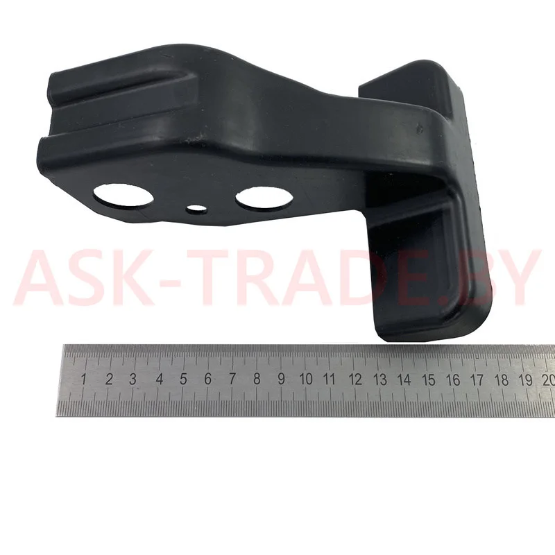 Накладка подножки лев. 534019-8405119