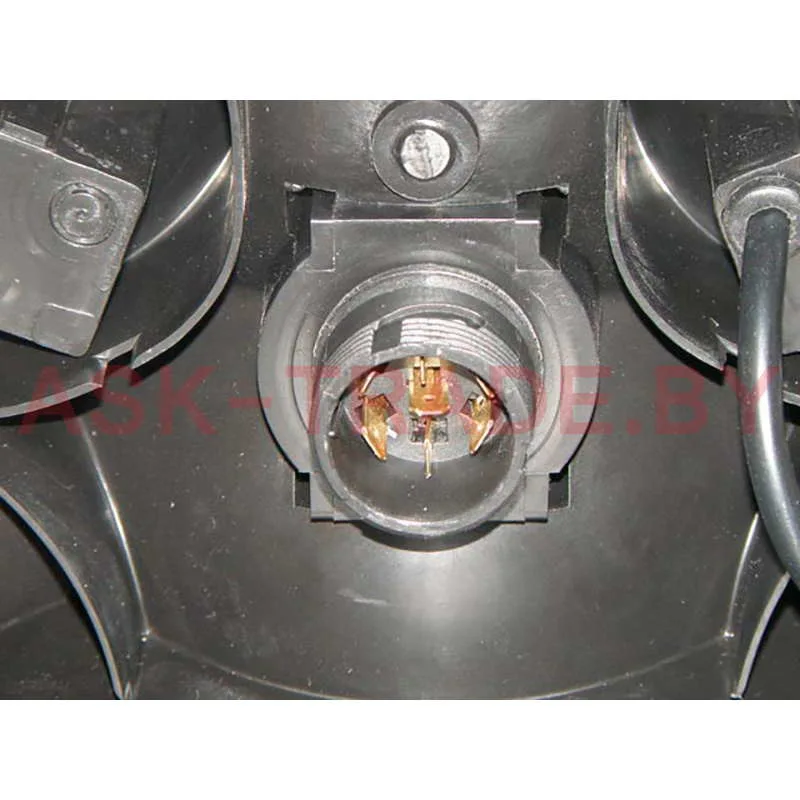 63-003 Фонарь задний правый с РОГОМ на прицеп (7-pin разъем)