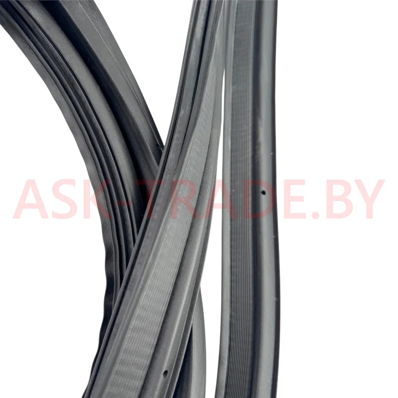 Уплотнитель двери МАЗ-281 6307020R001 JAC