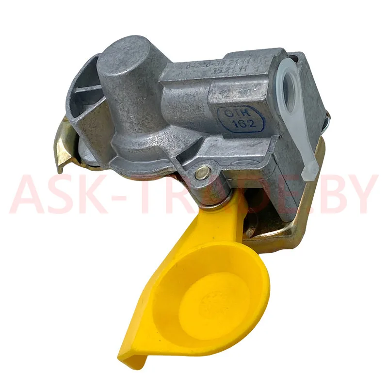 Головка соединитель. М16 с клап. (на тягач) 64226-3521111 желтая